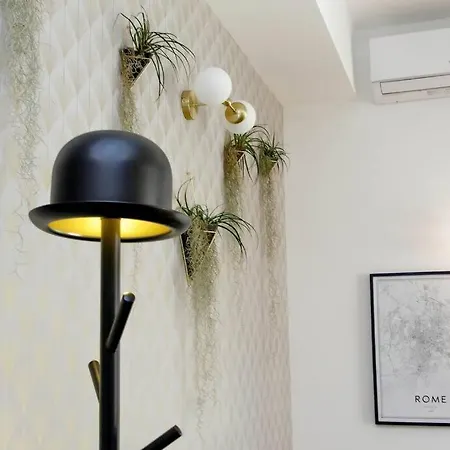 Apartment Ych Trilocale Finemente Arredato Vicino Metro Rome