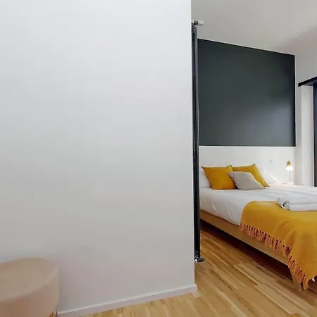 Apartment Ych Trilocale Finemente Arredato Vicino Metro