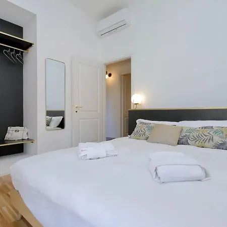 Apartment Ych Trilocale Finemente Arredato Vicino Metro