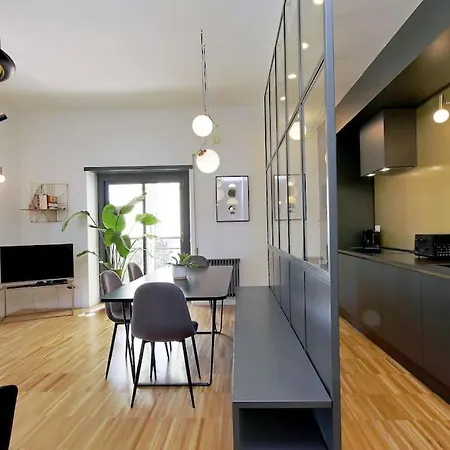 Apartment Ych Trilocale Finemente Arredato Vicino Metro *